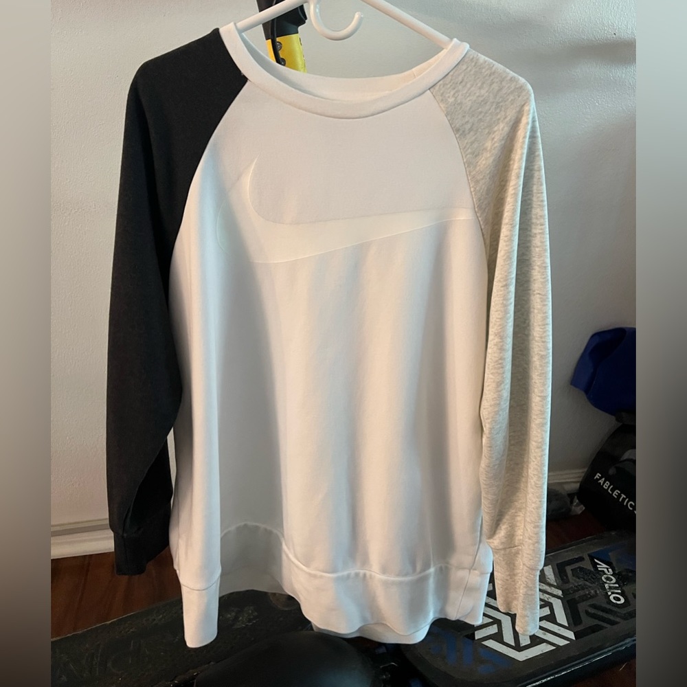 Nike Sweatshirt Women XL